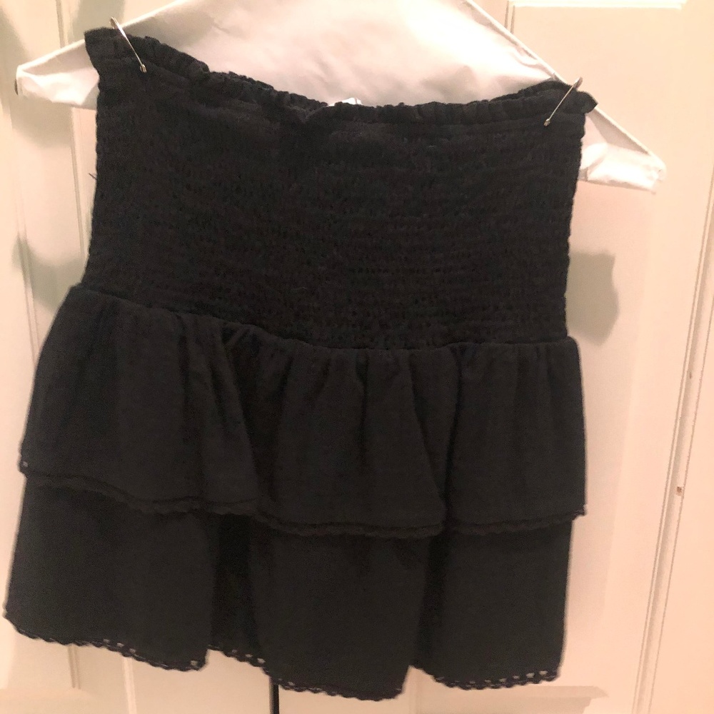 Vestique Black Skirt